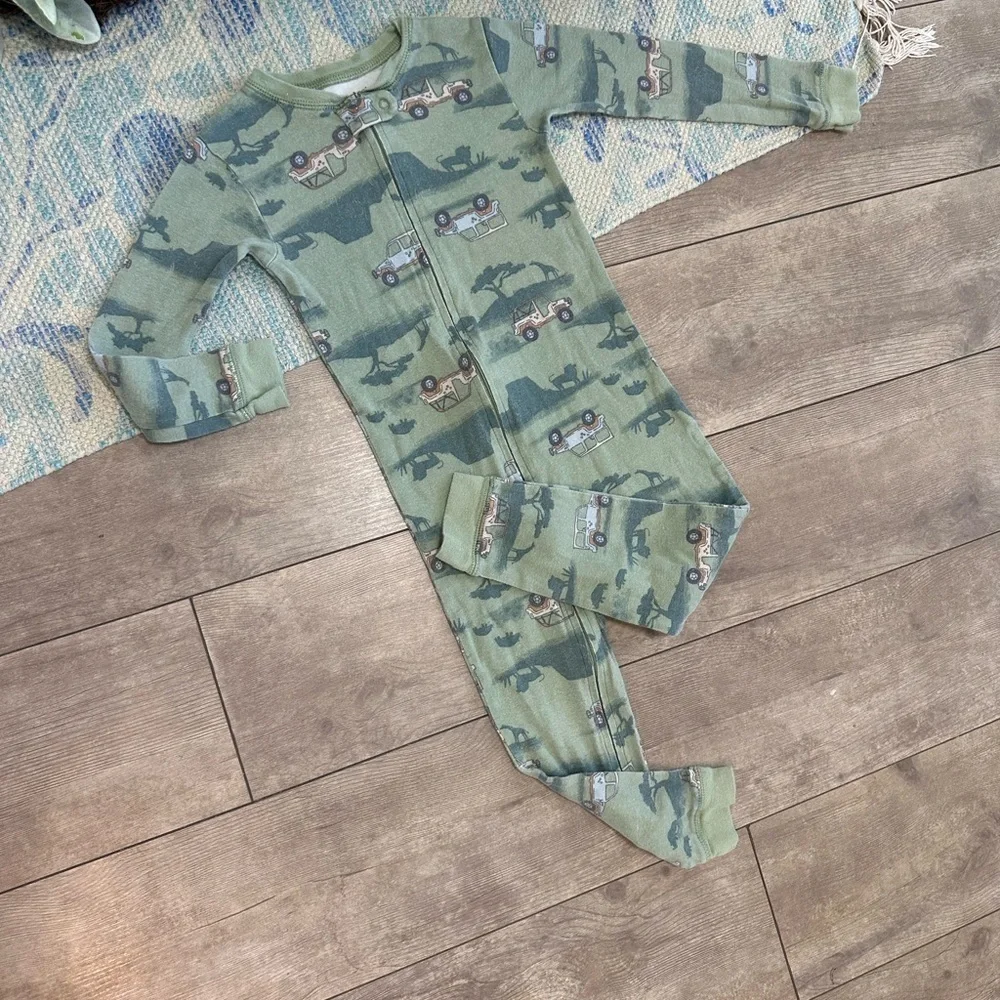 Carter’s Toddler Boy Pajamas Safari Theme Zip One Piece Sleep & Play 3T